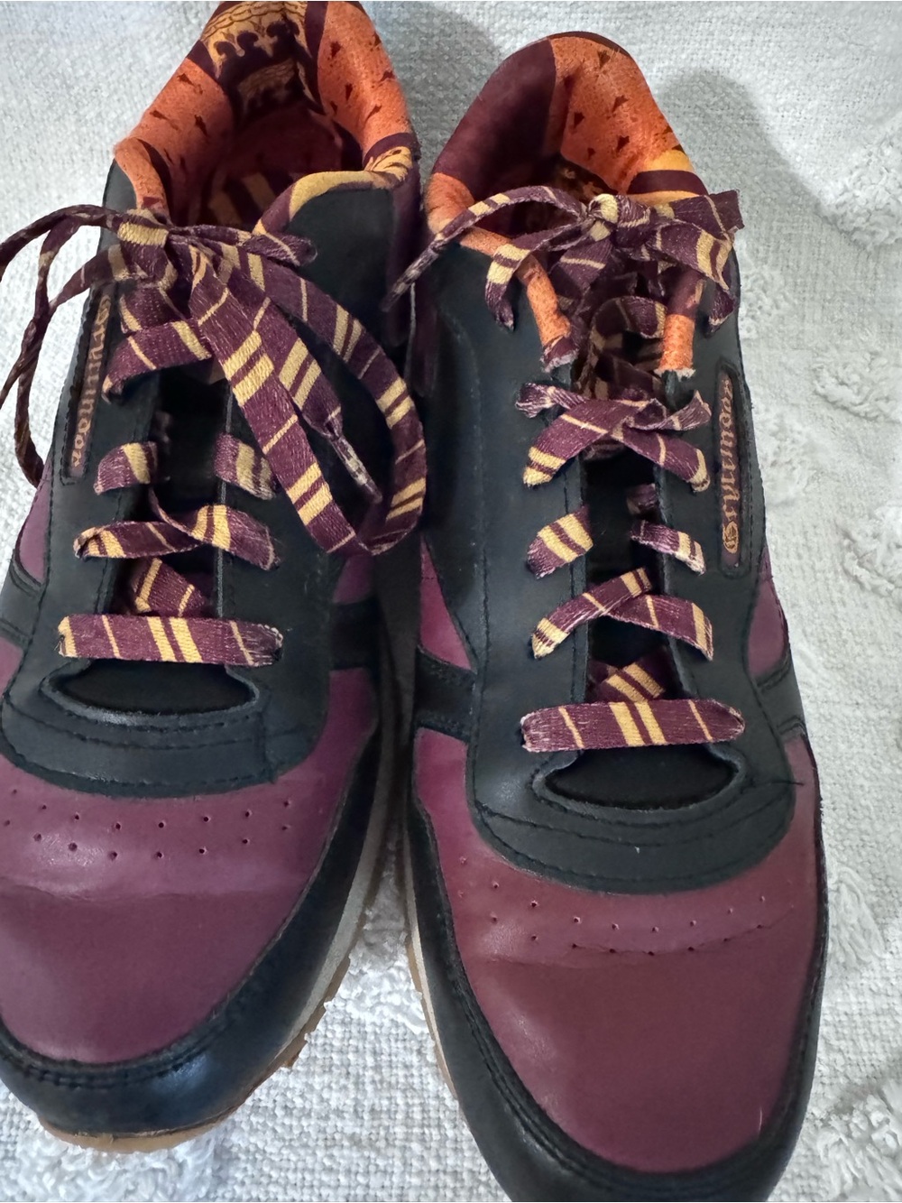 Reebok Unisex Harry Potter Gryffindor Sneaker Size 6.5